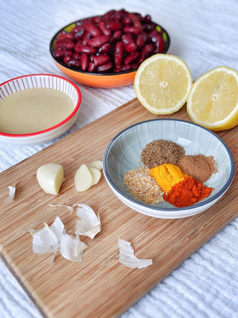 Garlicky Kidney Cinnamon Hummus - vegan, oil-free & gluten-free
