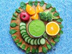 Green Detox Smoothie - vegan & full of vitamins + minerals + antioxidants