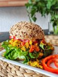 This vegan Scrambled Tofu Breakfast Sandwich is an easy & delicious breakfast or brunch idea. You could even have it for dinner. It's that good. And healthy, too. 💚| inlovewithbliss.com #vegan #breakfast #scramble #easy #healthy